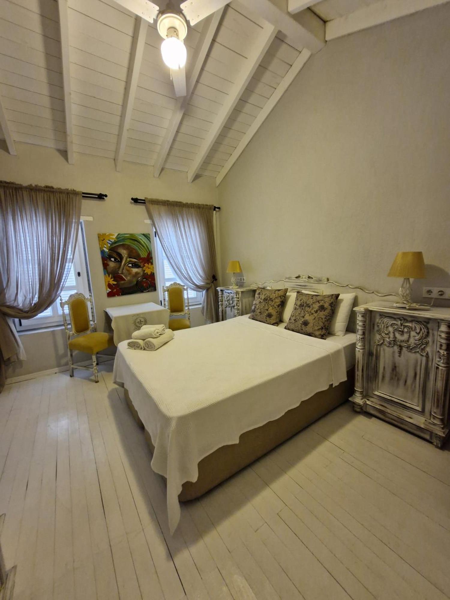 Simira Hotel Alaçatı Luaran gambar